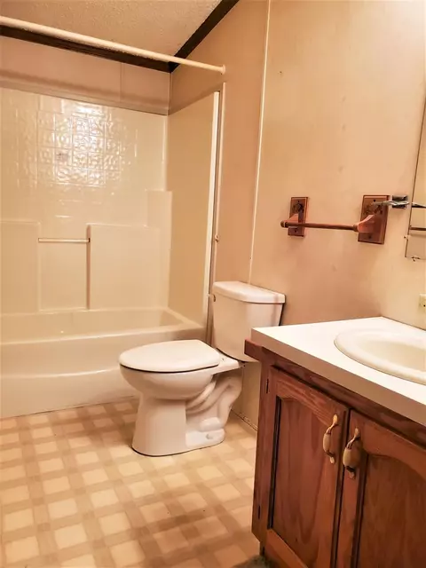 303 9th St, De Motte, IN 46310 photo 16