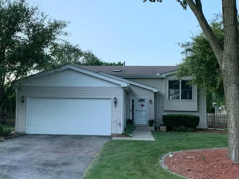 3262 Trailside Pl, Crown Point, IN 46307 photo 1