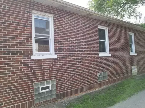 615 W 39th Ave, Gary, IN 46408 photo 2