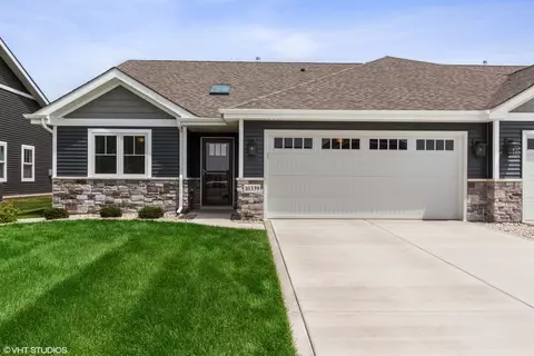 10339 Black Opal Ln, Saint John, IN 46373 photo 1