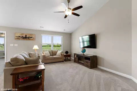 10339 Black Opal Ln, Saint John, IN 46373 photo 6