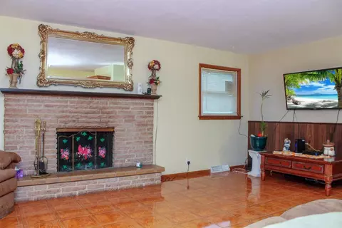 4219 Rutledge St, Gary, IN 46408 photo 9