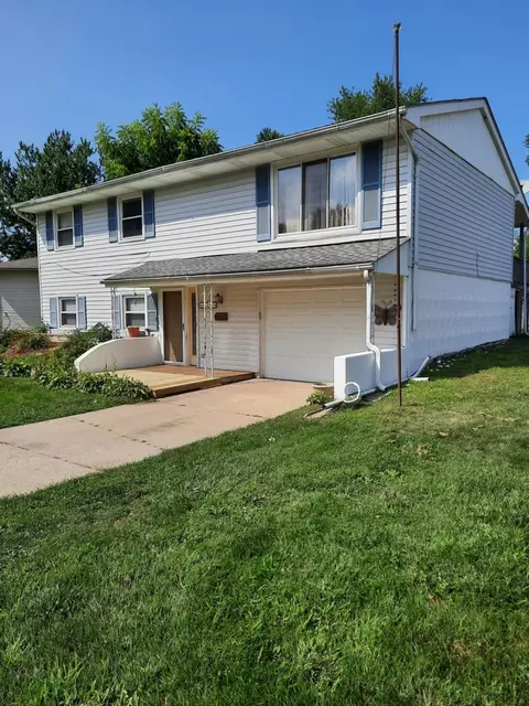 524 Darcy Ln, Griffith, IN 46319 photo 1