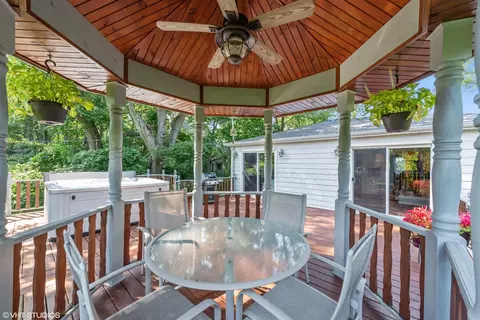 8631 Maple Ave, Gary, IN 46403 photo 18
