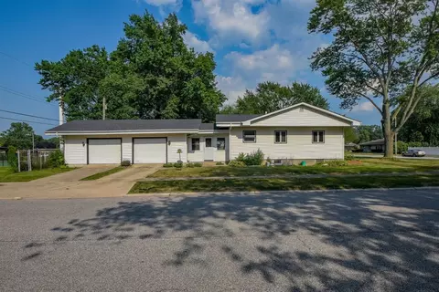 604 Elm St, Griffith, IN 46319 photo 4