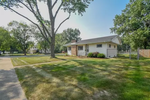 604 Elm St, Griffith, IN 46319 photo 2