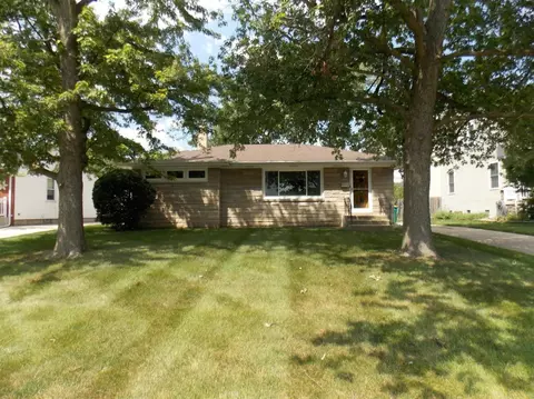8006 Tapper Ave, Munster, IN 46321 photo 1