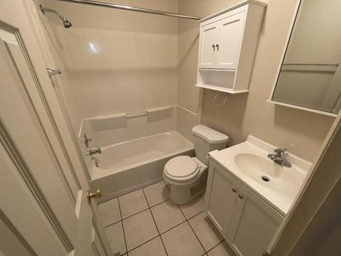1040 N Wood St, Griffith, IN 46319 photo 6
