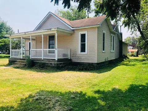 103 W Goss St, Kentland, IN 47951 photo 1