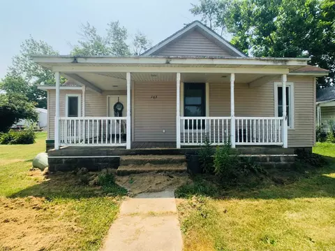 103 W Goss St, Kentland, IN 47951 photo 3