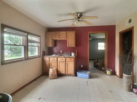 103 W Goss St, Kentland, IN 47951 photo 10