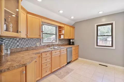 1438 N Broad St, Griffith, IN 46319 photo 13