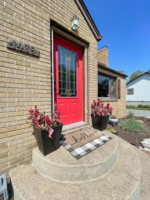 1438 N Broad St, Griffith, IN 46319 photo 6