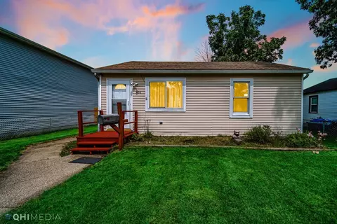 406 Madison Ave, New Chicago, IN 46342 photo 2