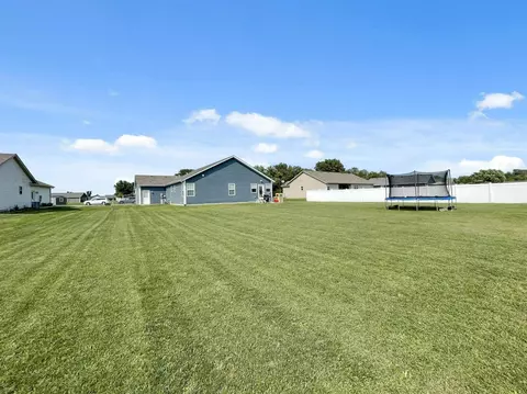 463 W Central St, Wheatfield, IN 46392 photo 17