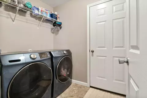 463 W Central St, Wheatfield, IN 46392 photo 15