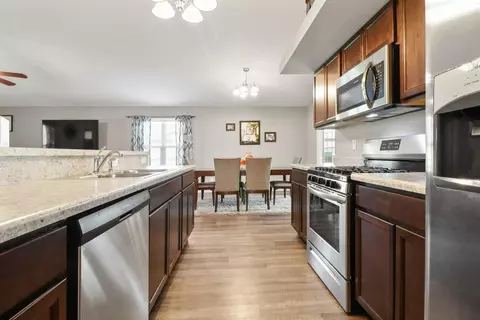 463 W Central St, Wheatfield, IN 46392 photo 7