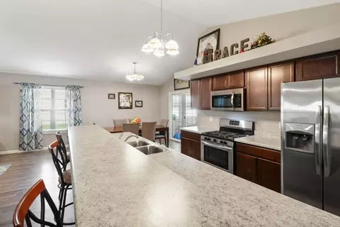 463 W Central St, Wheatfield, IN 46392 photo 6