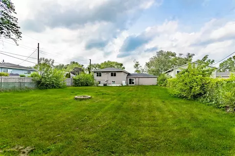 627 E 39th Ln, Griffith, IN 46319 photo 3