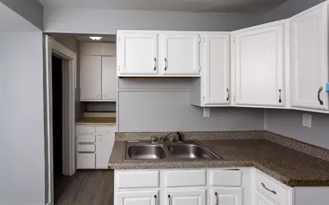 4232 Washington St, Gary, IN 46408 photo 9