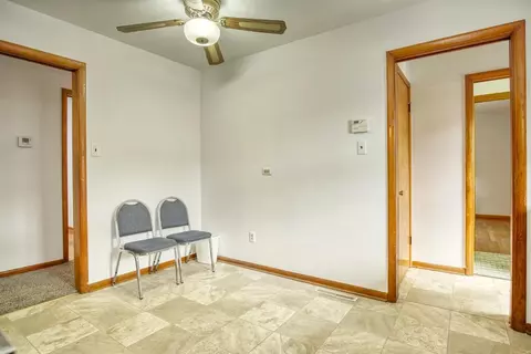 6832 Maryland Ave, Hammond, IN 46323 photo 5