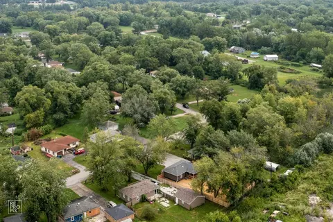 3835 Douglas Dr, Gary, IN 46408 photo 27