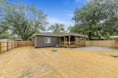 3835 Douglas Dr, Gary, IN 46408 photo 20