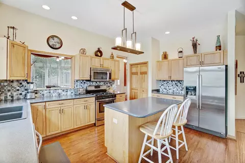 633 E Brookside Dr, Crown Point, IN 46307 photo 11
