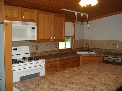 660 S 800, Knox, IN 46534 photo 18