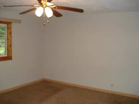 660 S 800, Knox, IN 46534 photo 23