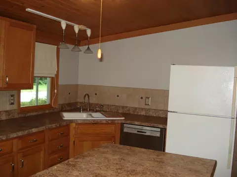 660 S 800, Knox, IN 46534 photo 17