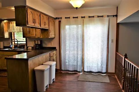 553 N Rueth Dr, Griffith, IN 46319 photo 5