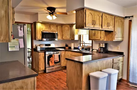 553 N Rueth Dr, Griffith, IN 46319 photo 6