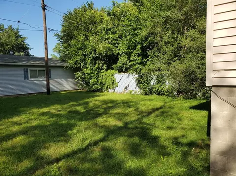 520 E 40th Pl, Griffith, IN 46319 photo 4