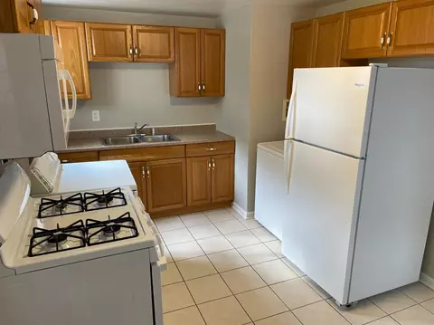 7226 Southeastern Ave, Hammond, IN 46324 photo 3