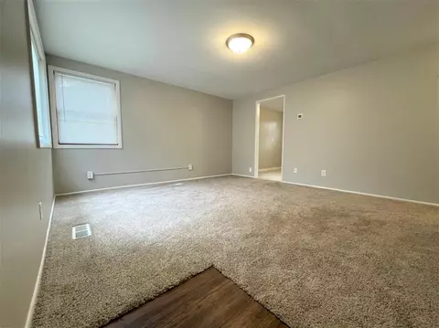 7226 Southeastern Ave, Hammond, IN 46324 photo 5