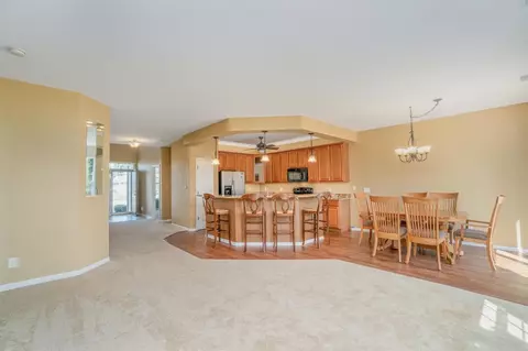 938 Flagstone Dr, Dyer, IN 46311 photo 10