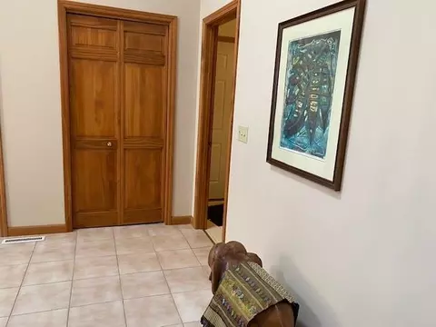 218 Summertree Dr, Porter, IN 46304 photo 8