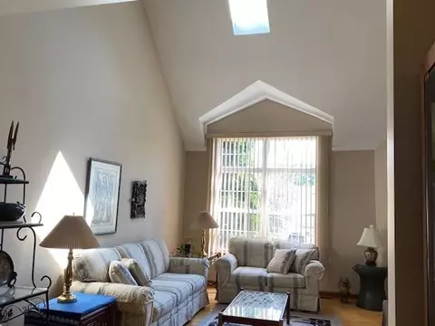 218 Summertree Dr, Porter, IN 46304 photo 3