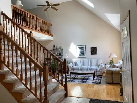 218 Summertree Dr, Porter, IN 46304 photo 4