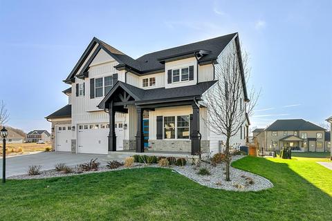 13073 Waterleaf Dr, Saint John, IN 46373 photo 3