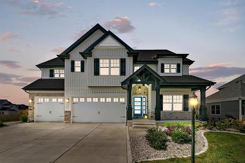13073 Waterleaf Dr, Saint John, IN 46373 photo 2