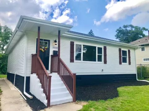 4444 Washington St, Gary, IN 46408 photo 1
