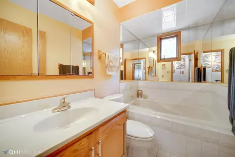1532 W Pine St, Griffith, IN 46319 photo 14