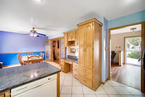 1532 W Pine St, Griffith, IN 46319 photo 7