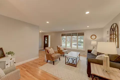 513 Cedar Ct, Munster, IN 46321 photo 5