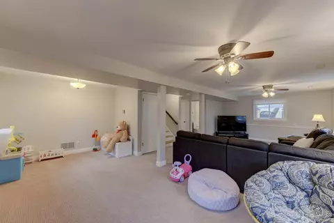 513 Cedar Ct, Munster, IN 46321 photo 23