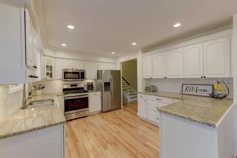 513 Cedar Ct, Munster, IN 46321 photo 10