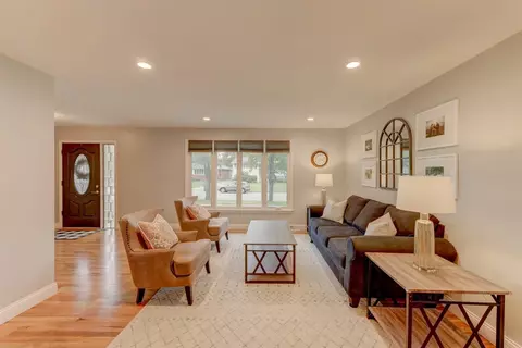 513 Cedar Ct, Munster, IN 46321 photo 6