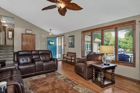 607 N Oriole Ave, Griffith, IN 46319 photo 27